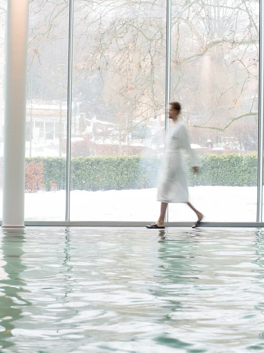 Indoor Bereich der Therme der Ruhe im Winter