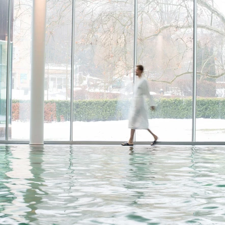 Indoor Bereich der Therme der Ruhe im Winter